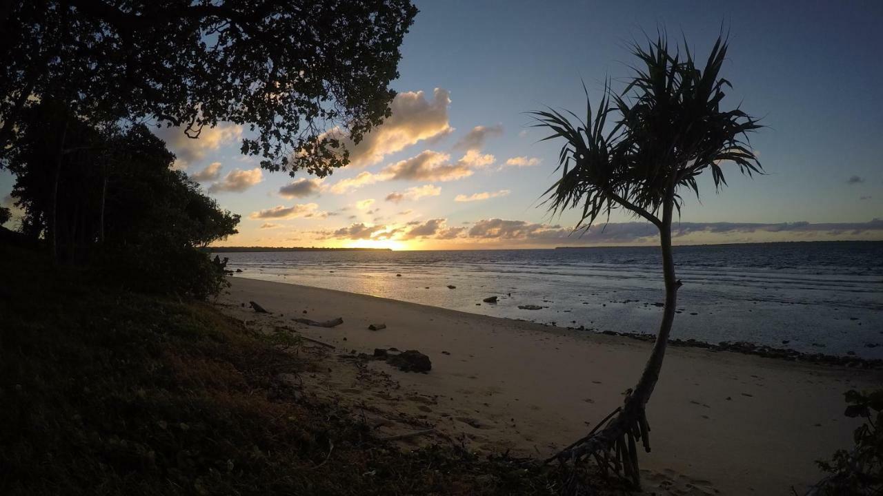 Aore Breeze Luganville Exterior photo